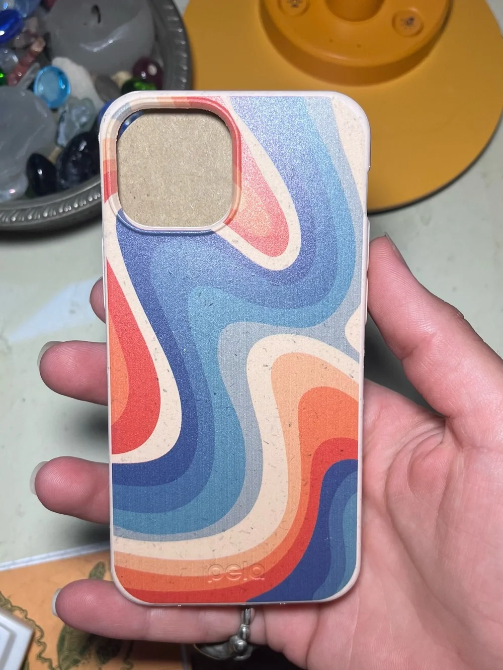 iPhone 13 mini - Retro Wave Multicolor pela Phone Case - (Blue, Red & Cream)